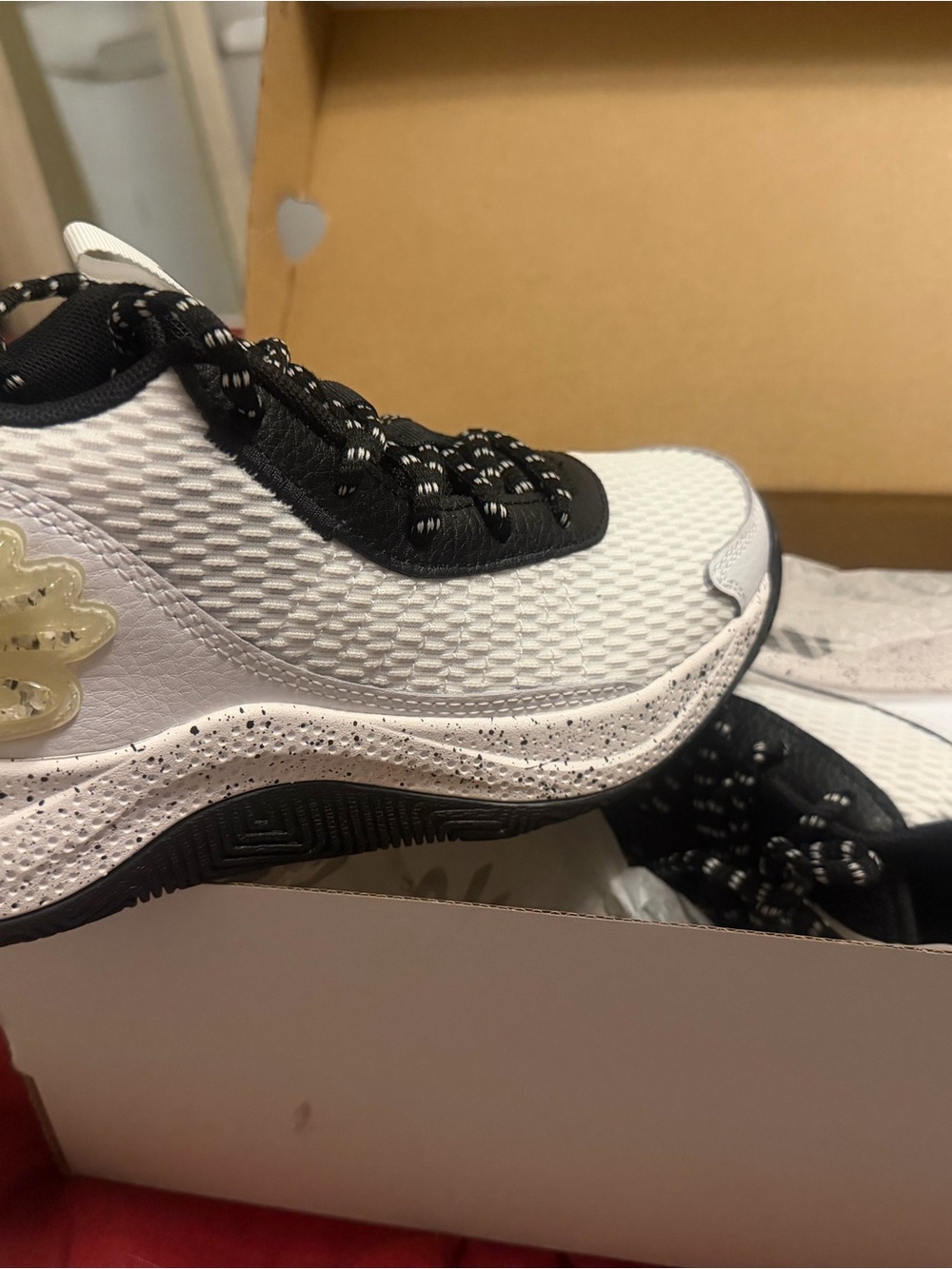 Bill Curry White and Black Kids Athletic Boots with Speckled Midsole